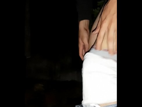 ❤️ Ҳамсояам ба девори карантини ман ҷаҳид ❤❌ Суперпорно дар мо ﹏