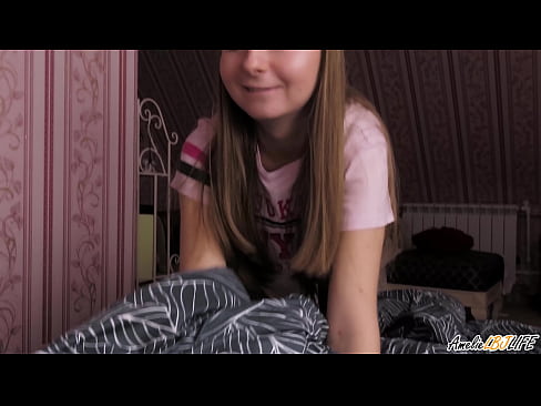 ❤️ Blondie БФФ-и худро амиқ мехӯрад ва дар даҳони худ кончатро мегирад ❤❌ Суперпорно дар мо ﹏
